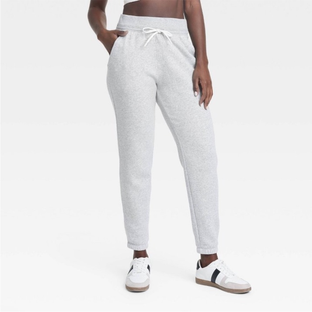 ⚾️All in Motion⚾️ Women's Gray Jogger Pants. Size M